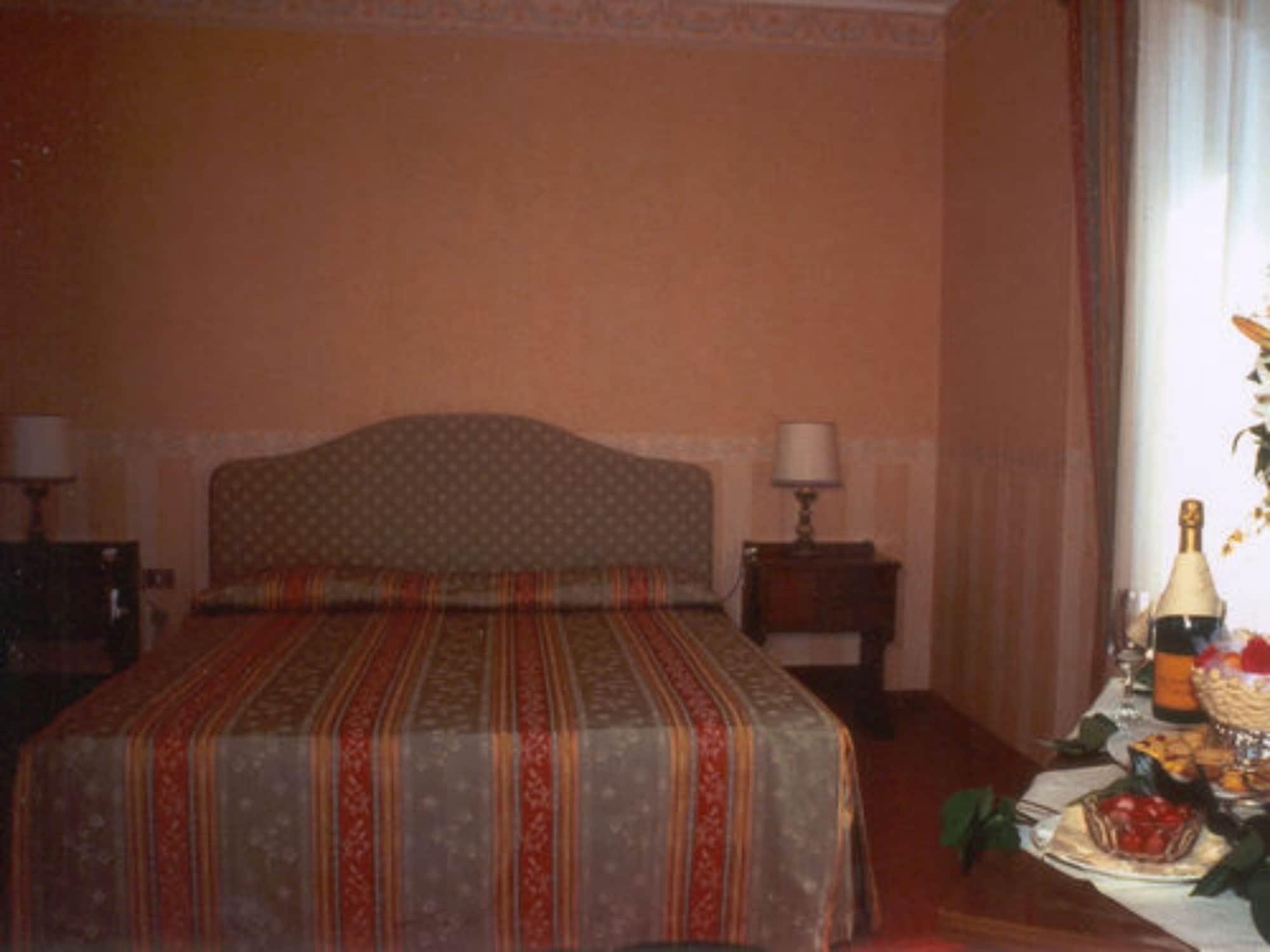 Royal Sporting Hotel Πόρτο Βένερε Εξωτερικό φωτογραφία
